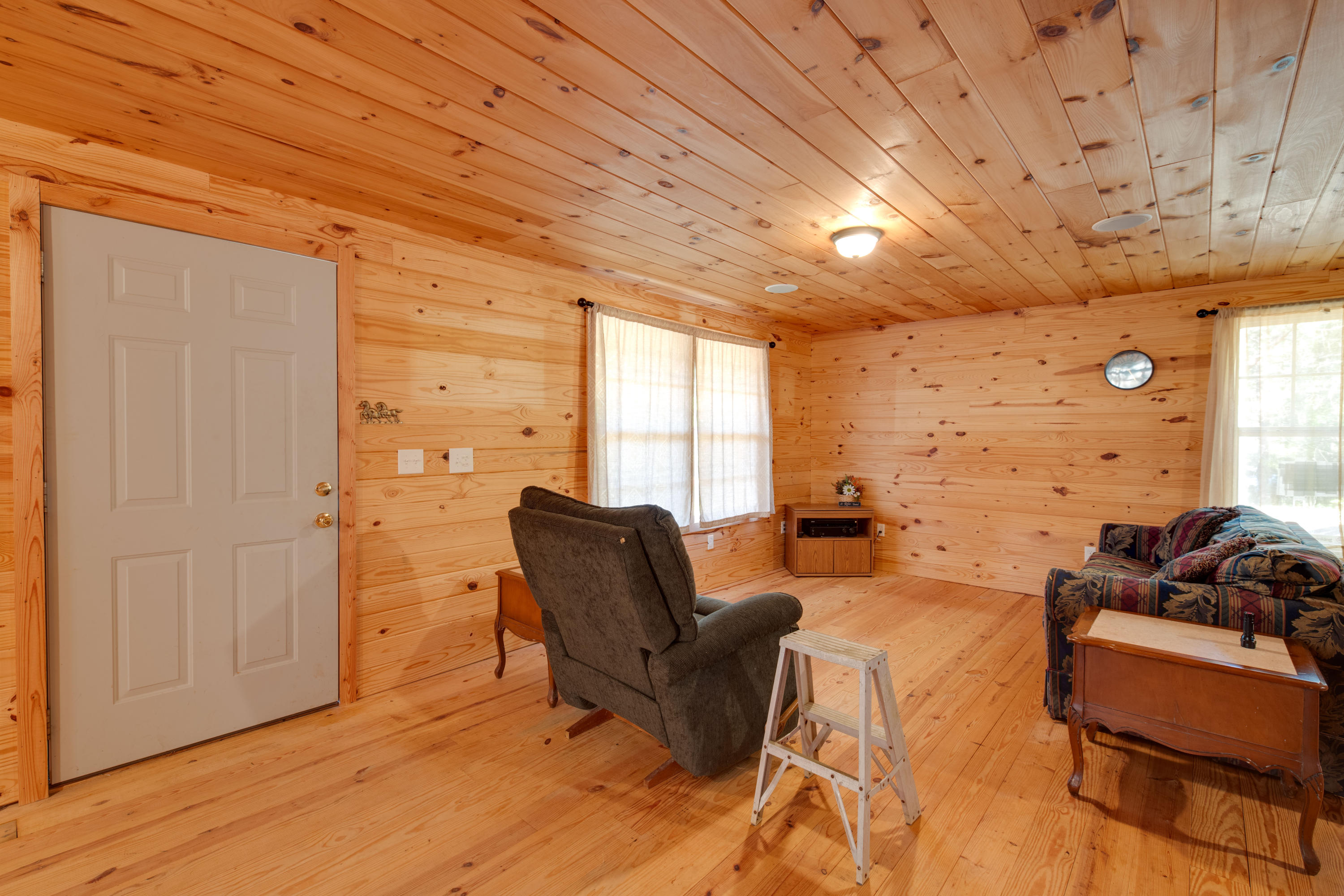 401 Johns Road Decatur, TN 37322 - Photo 10 of 42 D85_2228