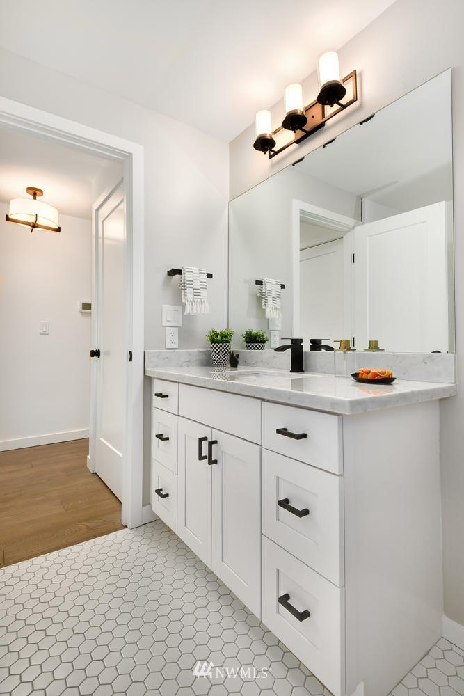 10820 Northeast 149th Street Bothell, WA 98011 - Photo 14 of 22 Gallery Image 14