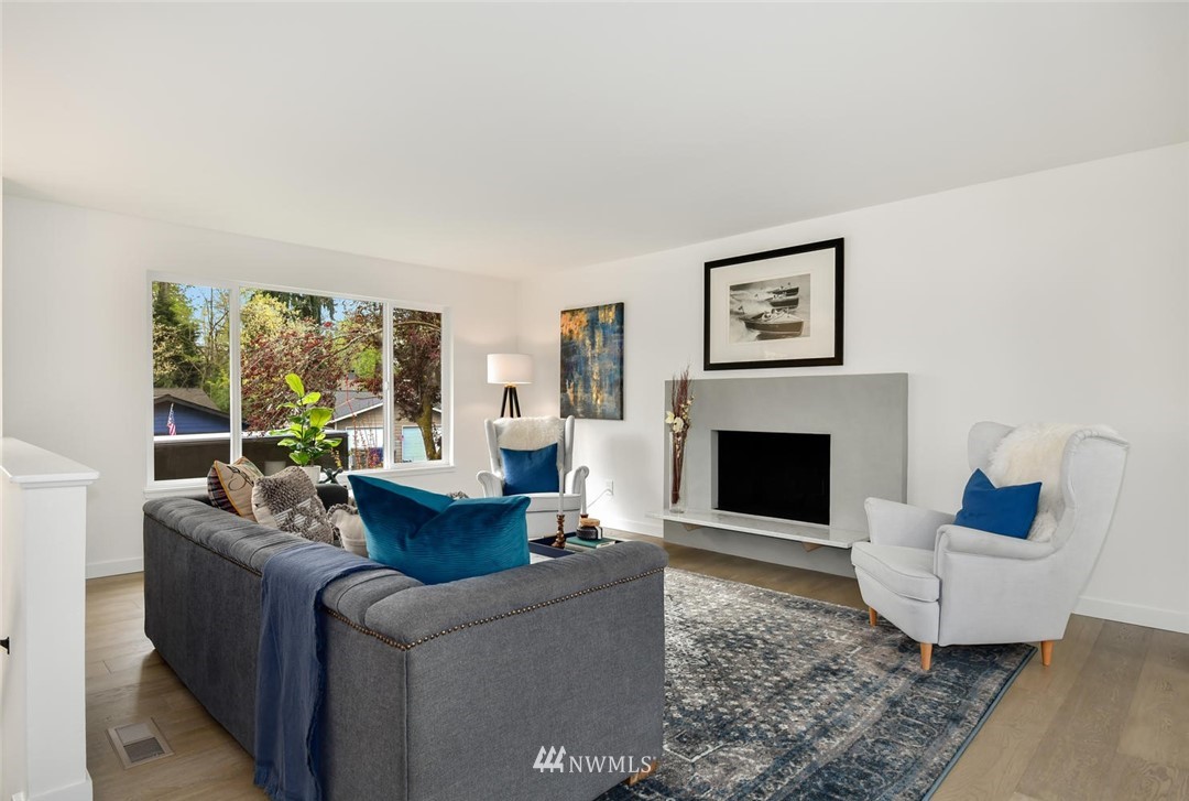10820 Northeast 149th Street Bothell, WA 98011 - Photo 6 of 22 Gallery Image 6