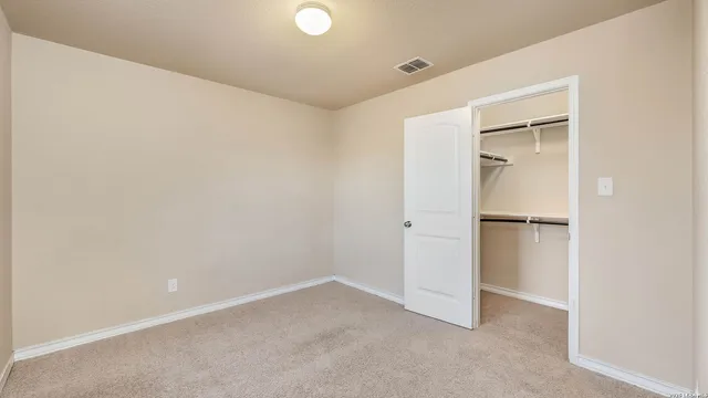 $2,100 | 11310 Eagle Tree, San Antonio, TX 78245