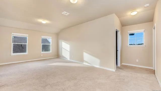 $2,100 | 11310 Eagle Tree, San Antonio, TX 78245