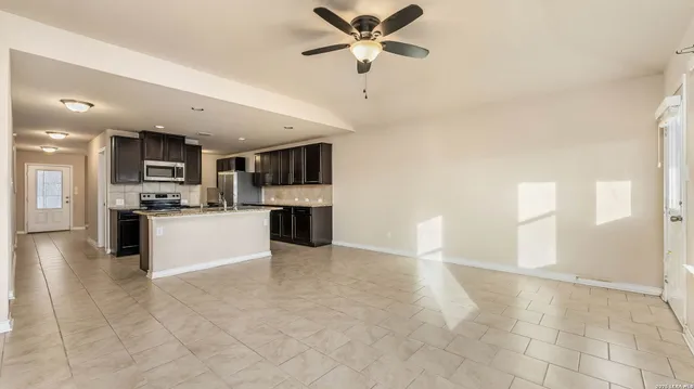 $2,100 | 11310 Eagle Tree, San Antonio, TX 78245