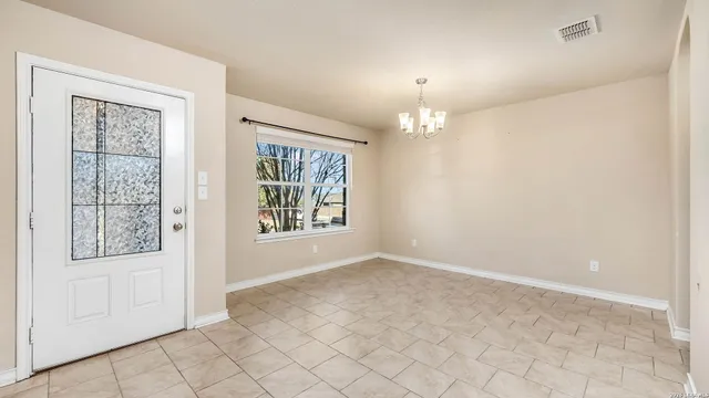 $2,100 | 11310 Eagle Tree, San Antonio, TX 78245