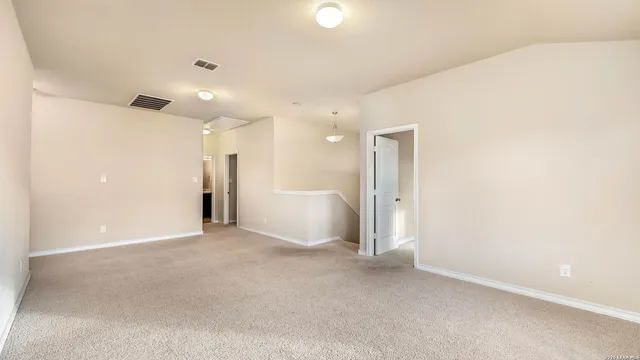 $2,100 | 11310 Eagle Tree, San Antonio, TX 78245