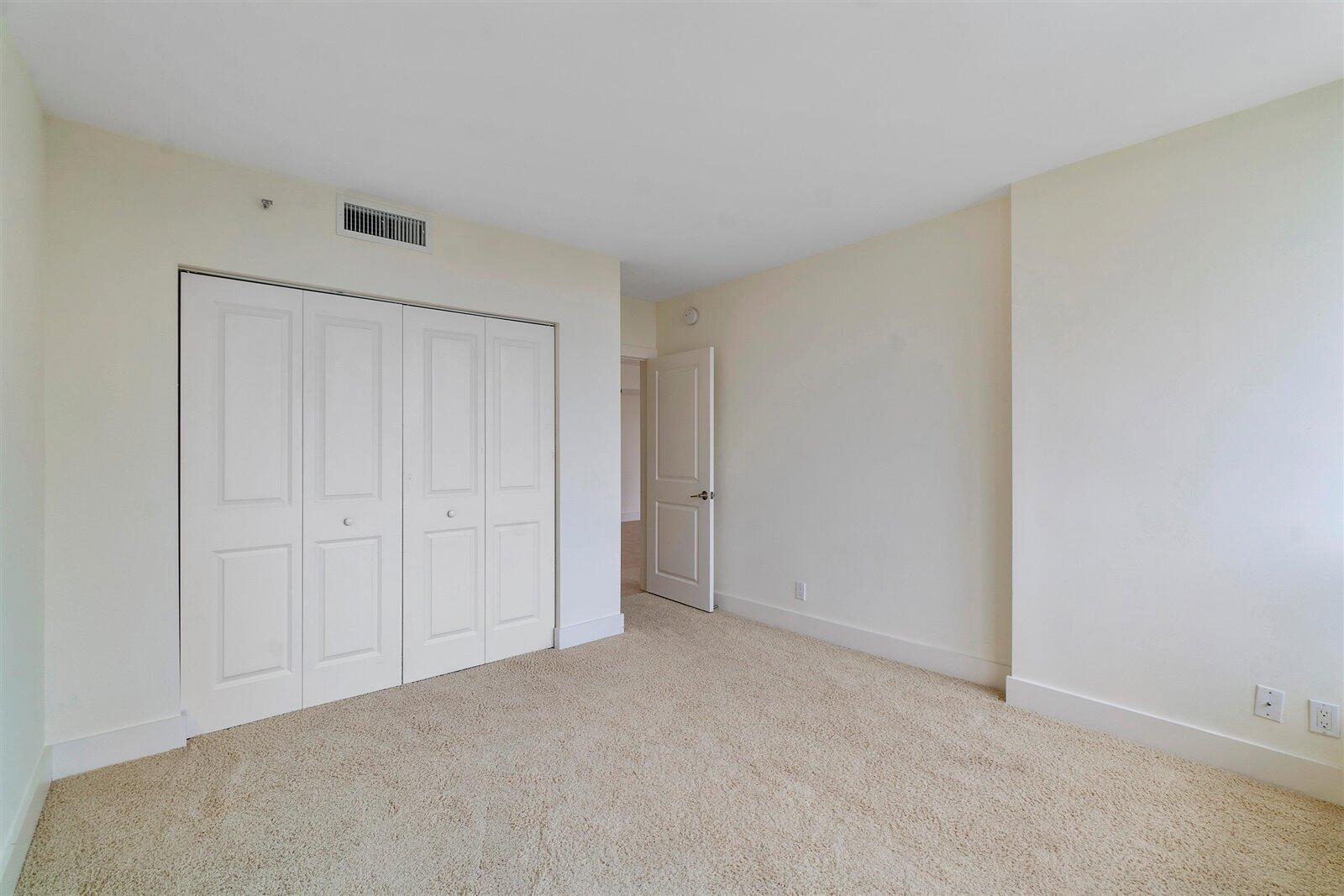 7786 Lakeside Boulevard, Unit 653 Boca Raton, FL 33434 - Photo 12 of 27 14-7786 Lakeside Blvd U653_12