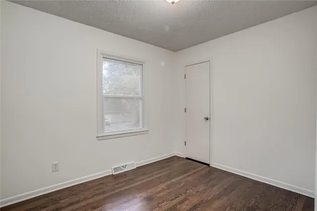 $249,999 | 518 North 82nd Street, Kansas City, KS 66112