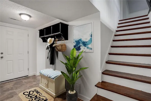 $249,999 | 518 North 82nd Street, Kansas City, KS 66112