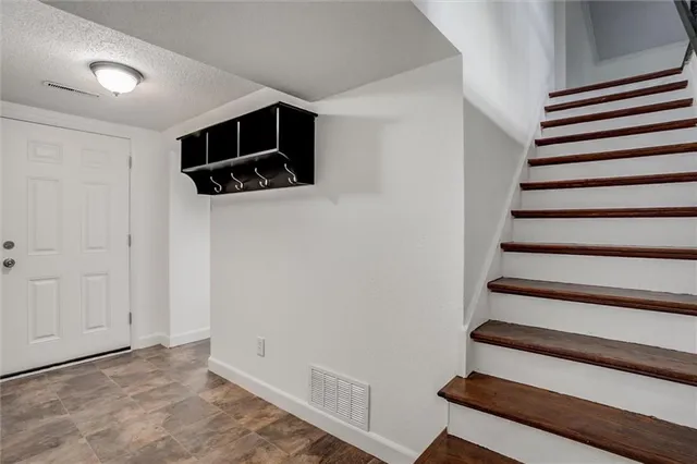 $249,999 | 518 North 82nd Street, Kansas City, KS 66112