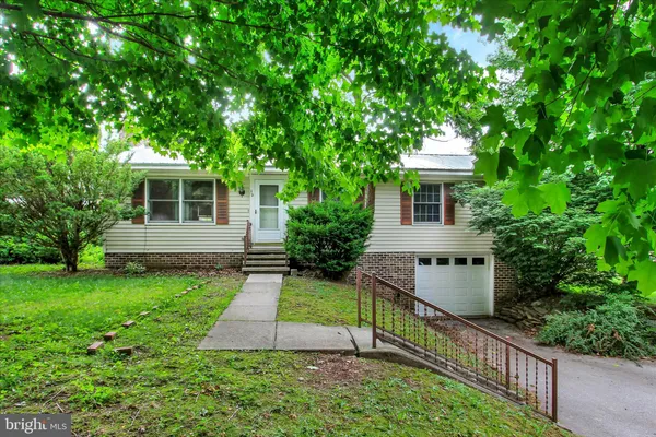 $219,900 | 12 Apple Lane, Arendtsville, PA 17307
