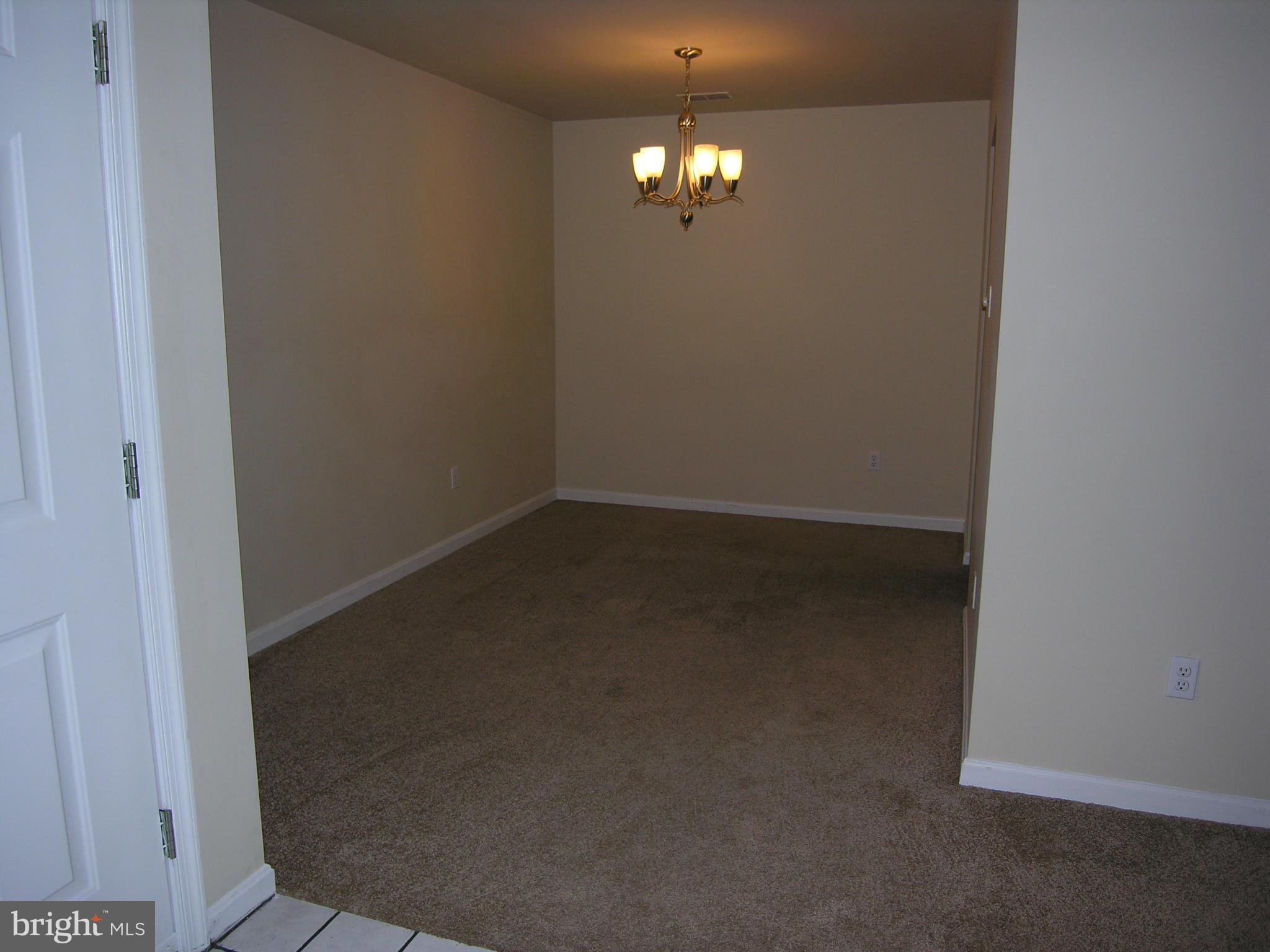 111 Timberlake Terrace, Unit 1 Stephens City, VA 22655 - Photo 6 of 23 Dining Room