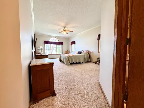 $369,000 | 726 3rd Avenue, Worthington, MN 56187