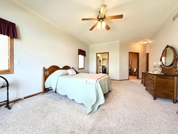 $369,000 | 726 3rd Avenue, Worthington, MN 56187