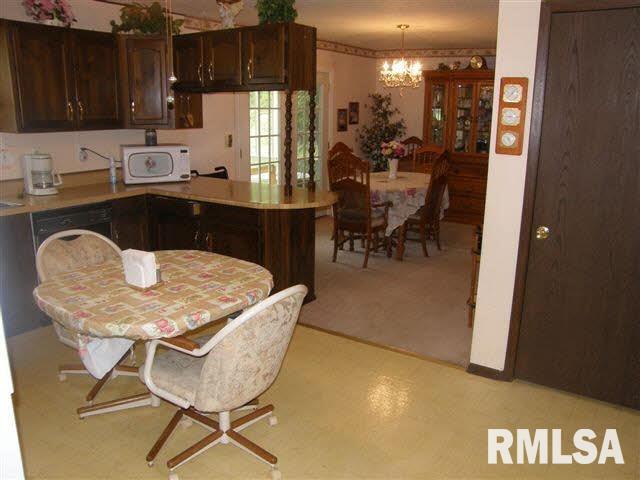 6088 Old Rte 13 Carterville, IL 62918 - Photo 5 of 32 Gallery Image 5
