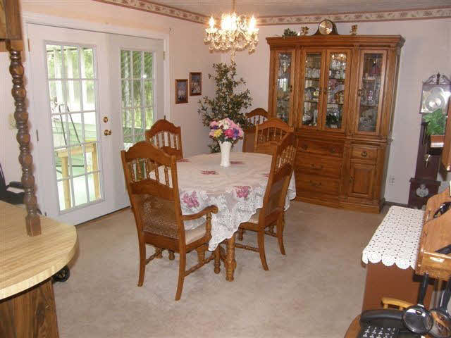 6088 Old Rte 13 Carterville, IL 62918 - Photo 6 of 32 Gallery Image 6