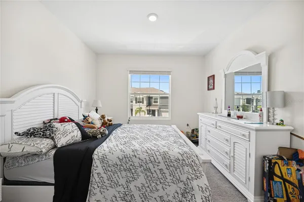 $2,750 | 8924 Milestone Drive, Sarasota, FL 34238