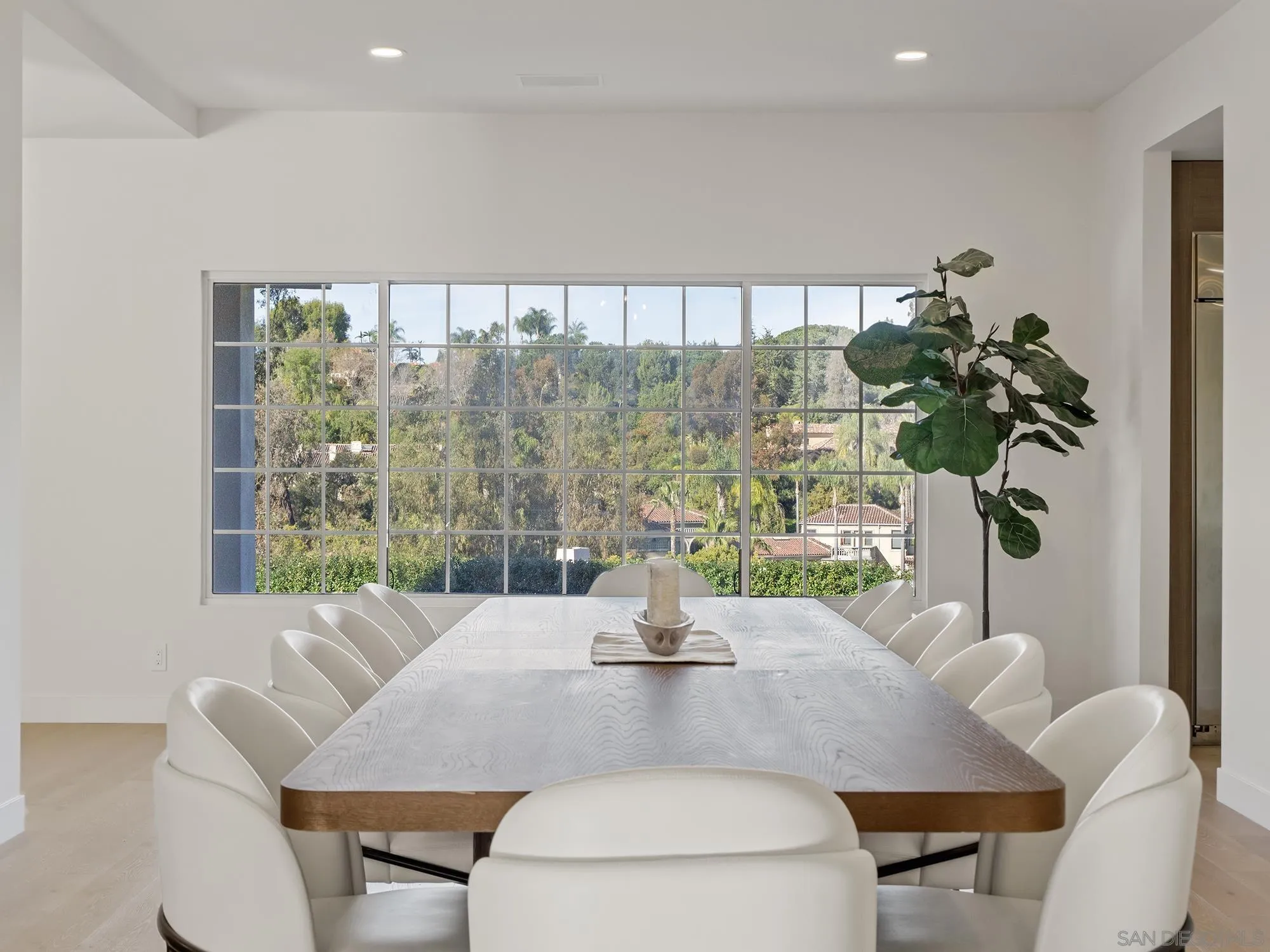 17515 Circa Oriente Rancho Santa Fe, CA 92067 - Photo 10 of 34 Great view from this spacious dining room