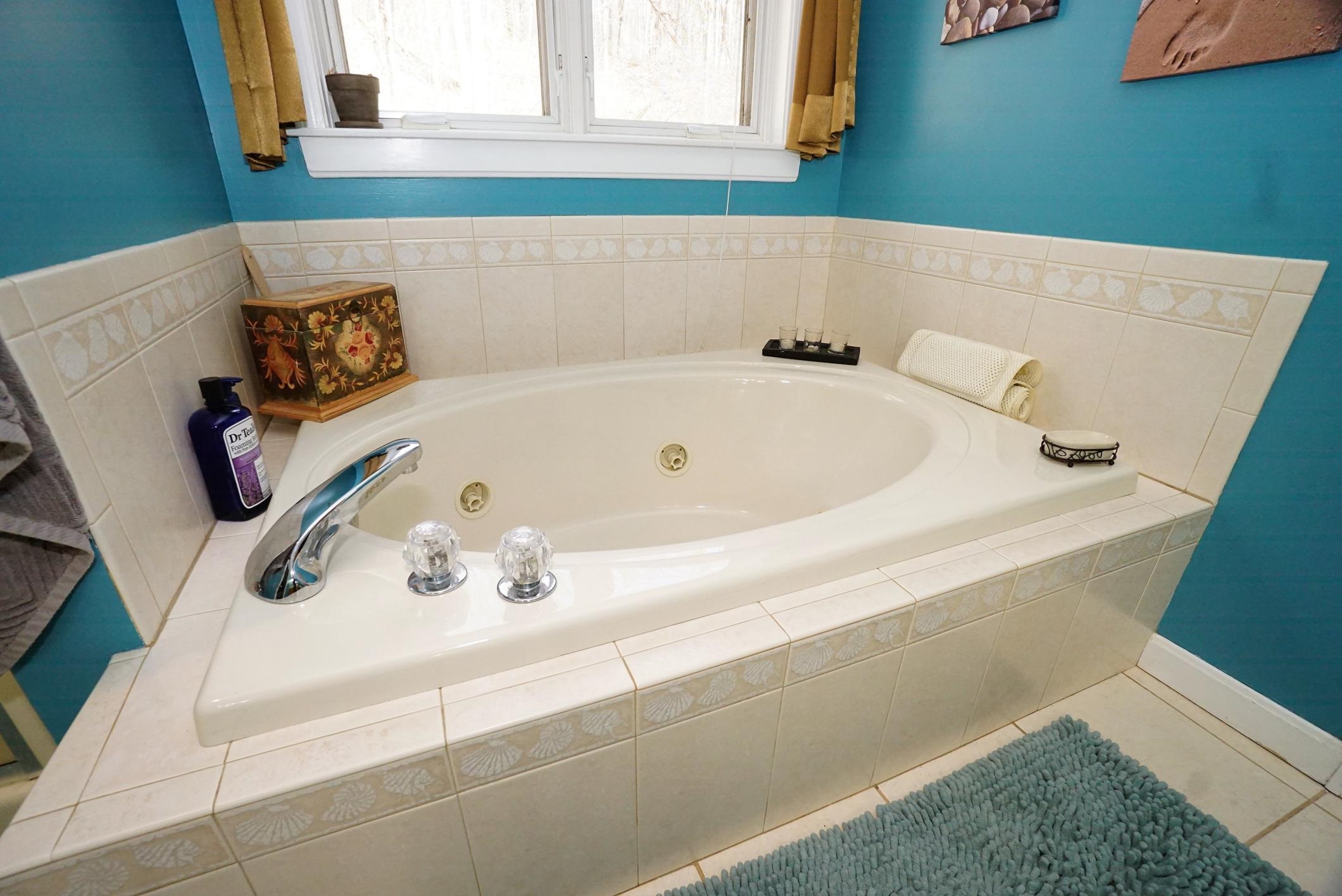 27 Maple Street Milford, NH 03055 - Photo 17 of 47 Gallery Image 17