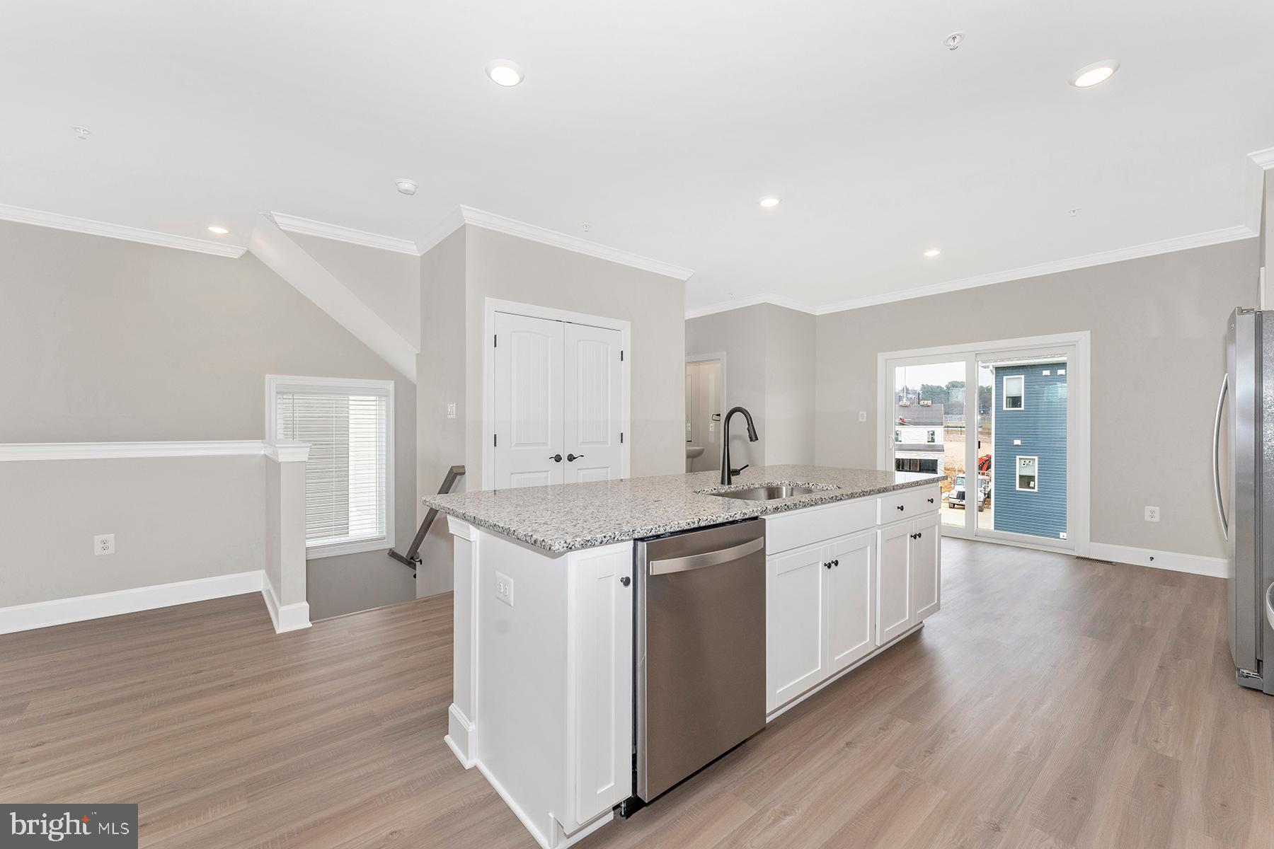 513 Iverson Road Waynesboro, PA 17268 - Photo 9 of 25 Kitchen