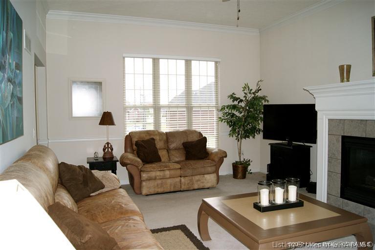 3034 Cobblers Crossing Road New Albany, IN 47150 - Photo 4 of 55 Gallery Image 4