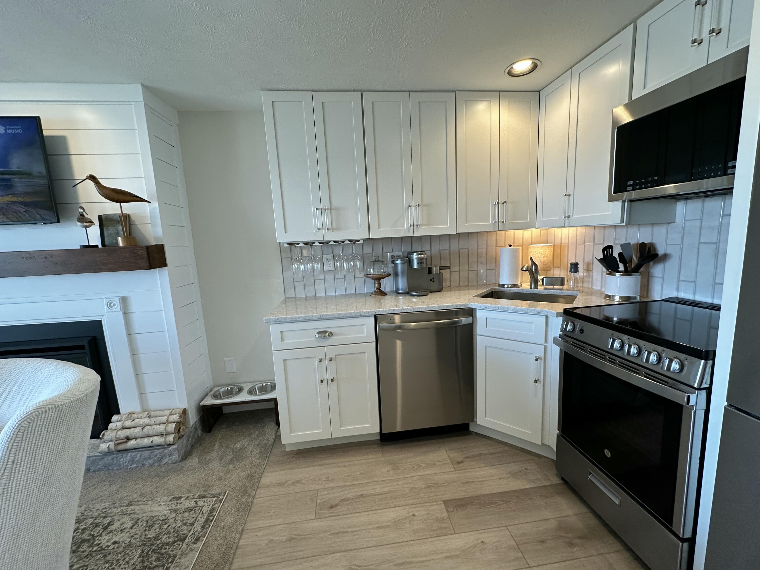 1801 Post Road, Unit 128 Wells, ME 04090 - Photo 30 of 49 IMG_3623