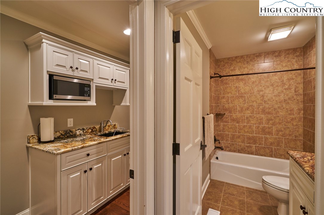 333 Newbiggin Boone, NC 28607 - Photo 31 of 35 Gallery Image 31