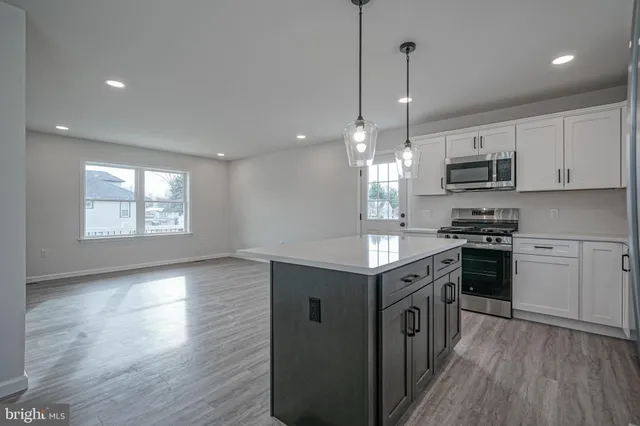 $400,000 | 5 Myrtle Avenue, Gloucester City, NJ 08030