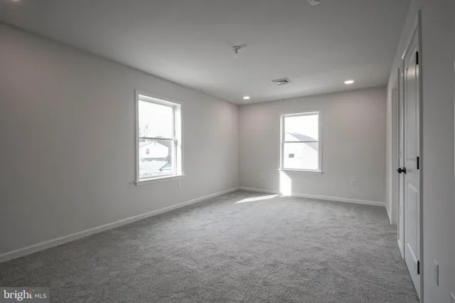 $400,000 | 5 Myrtle Avenue, Gloucester City, NJ 08030