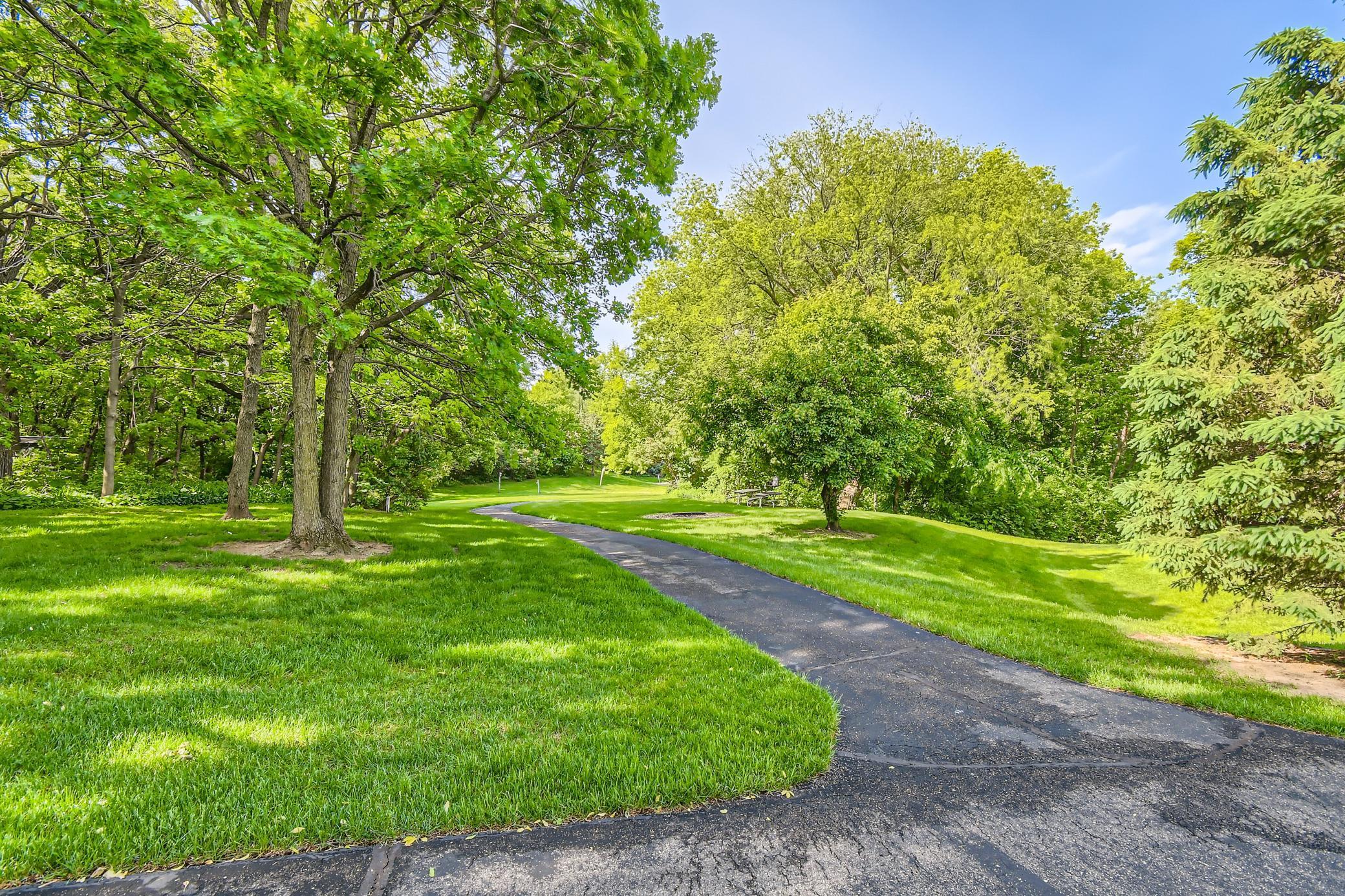 6928 Inverness Trail Inver Grove Heights, MN 55077 - Photo 24 of 25 Gallery Image 24