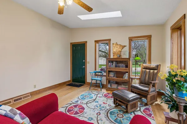 $759,900 | 32115 Canada Avenue, Northfield, MN 55057