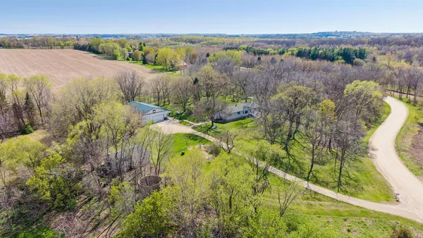 $759,900 | 32115 Canada Avenue, Northfield, MN 55057