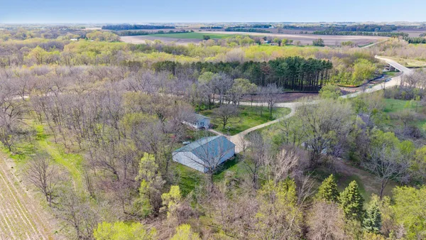 $759,900 | 32115 Canada Avenue, Northfield, MN 55057