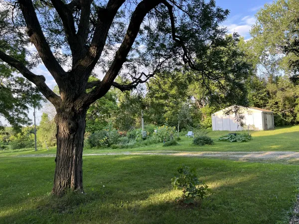 $759,900 | 32115 Canada Avenue, Northfield, MN 55057