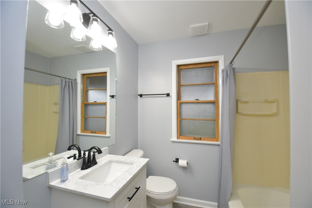 30409 Barjode Road Willowick, OH 44095 - Photo 18 of 34