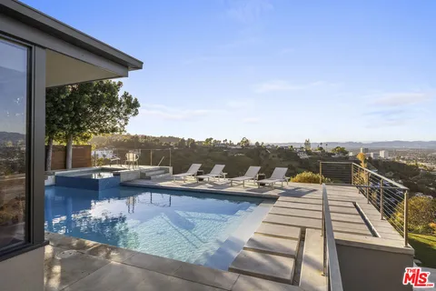 $3,750,000 | 3851 Beverly Ridge Drive, Sherman Oaks, CA 91423