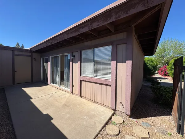 $1,900 | 813 South Casitas Drive, Unit C, Tempe, AZ 85288