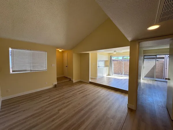 $1,900 | 813 South Casitas Drive, Unit C, Tempe, AZ 85288