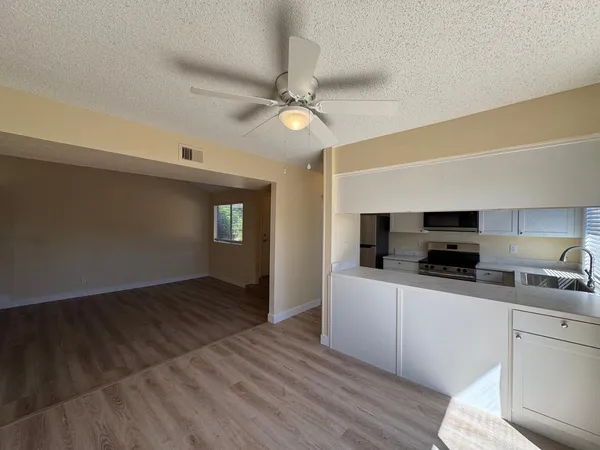 $1,900 | 813 South Casitas Drive, Unit C, Tempe, AZ 85288