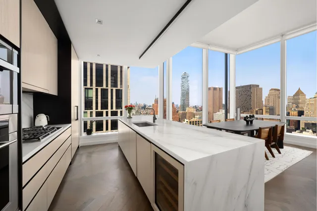 $4,375,000 | 111 Murray Street, Unit 30A | TriBeCa