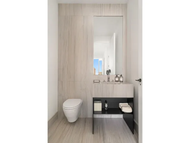 $4,375,000 | 111 Murray Street, Unit 30A | TriBeCa