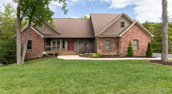 $899,900 | 1016 Frisco Hollows Road, Imperial, MO 63052