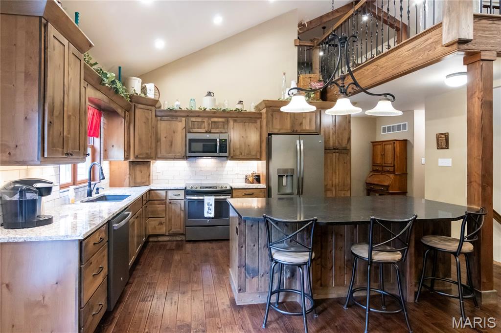 1016 Frisco Hollows Road Imperial, MO 63052 - Photo 8 of 44