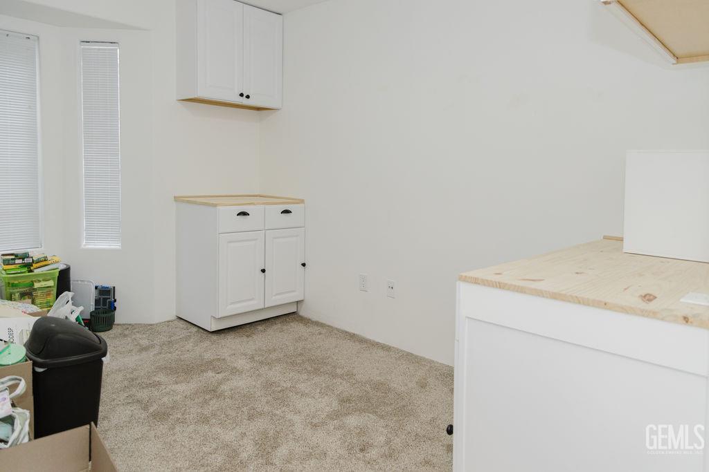 Undisclosed Address Bakersfield, CA 93308 - Photo 25 of 45 a view of utility room