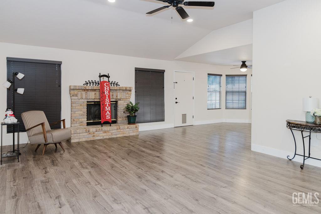 Undisclosed Address Bakersfield, CA 93308 - Photo 26 of 45 a view of a livingroom with furniture and a ceiling fan
