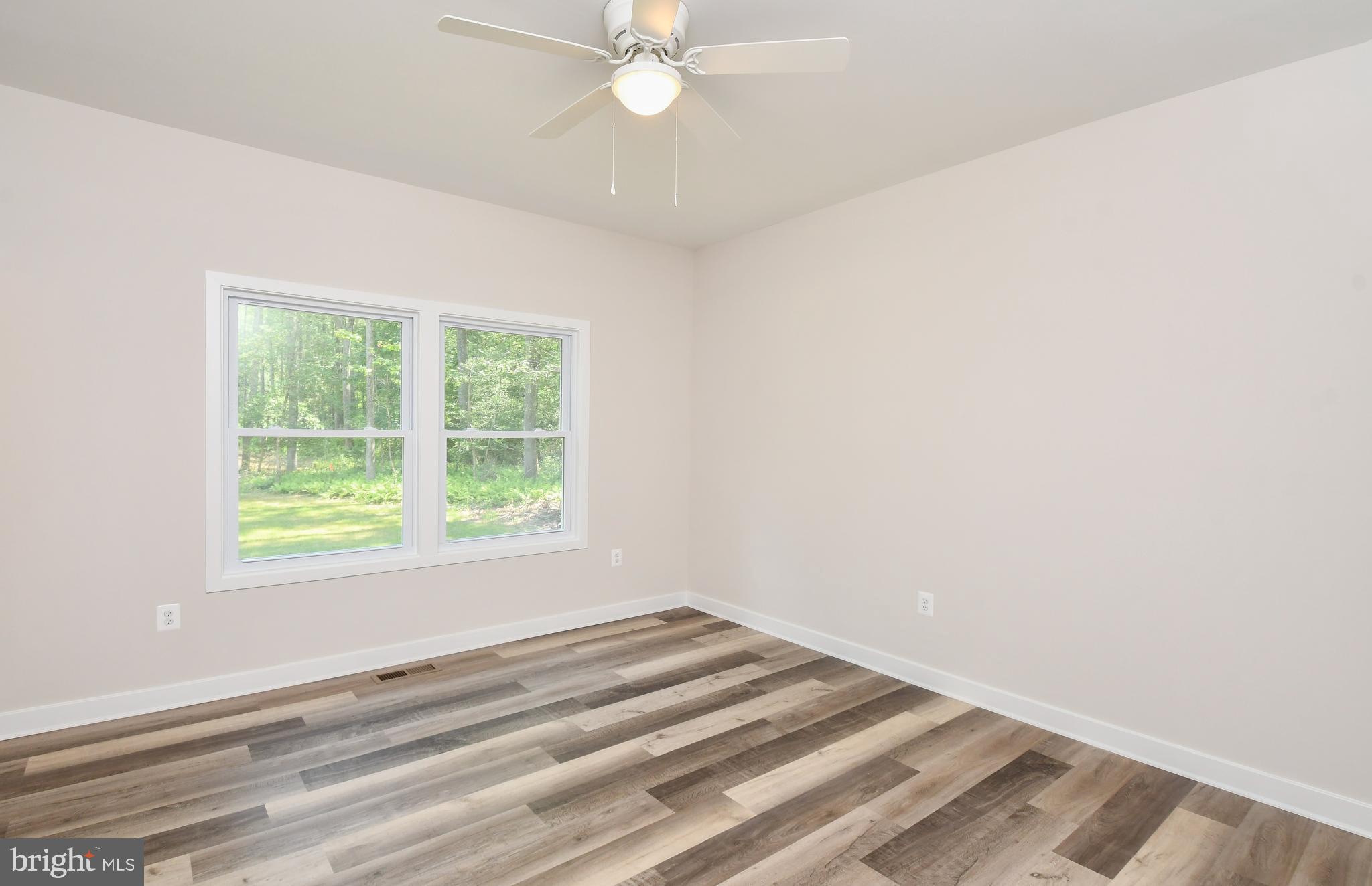 38 Meadow View Lane Colonial Beach, VA 22443 - Photo 9 of 49