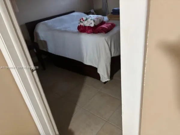 $3,000 | 10320 Southwest 154th Cir Court, Unit 8, Miami, FL 33196