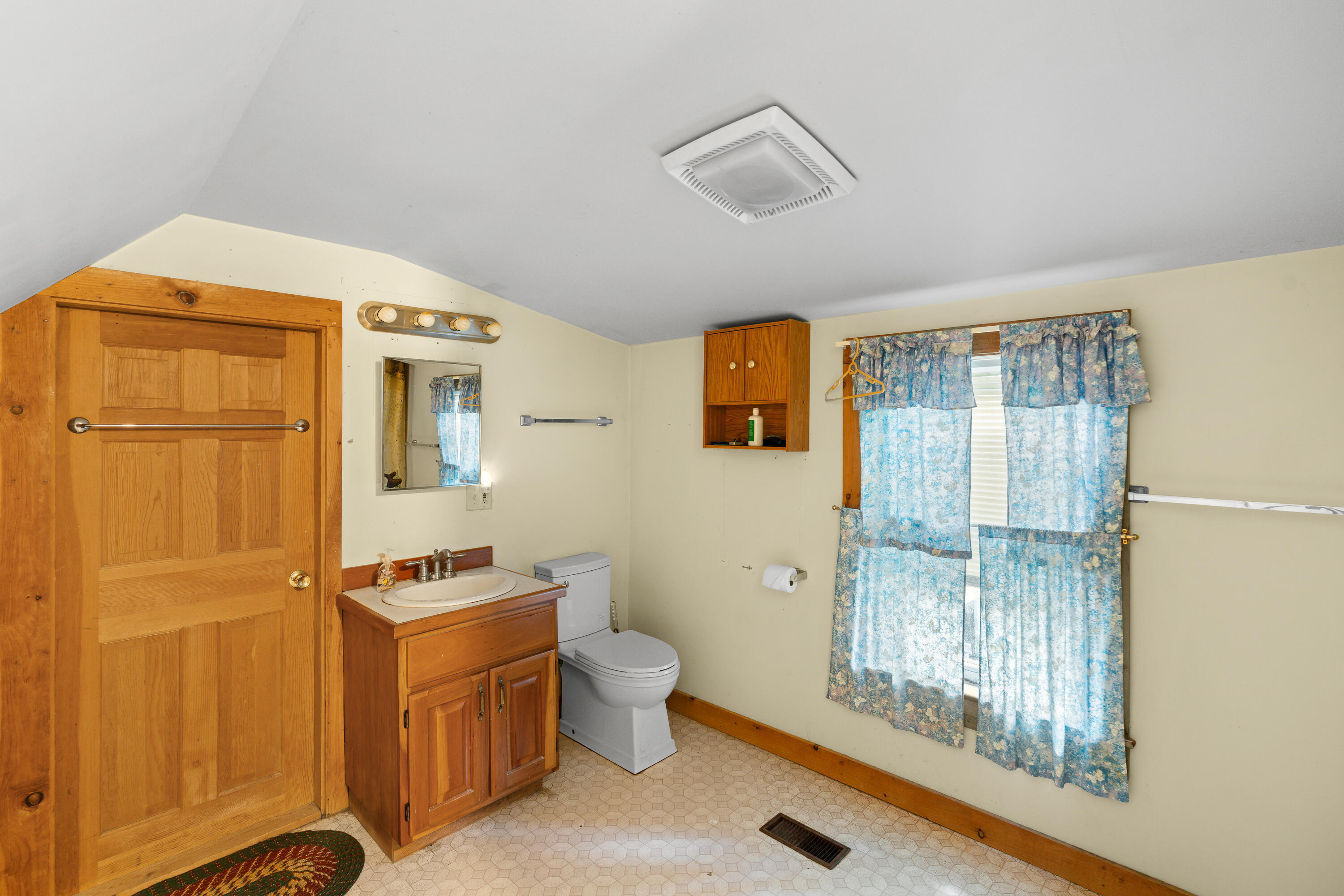 35 Alexander Reed Road Richmond, ME 04357 - Photo 33 of 68 35 Alexander Reed Road Richmond 033