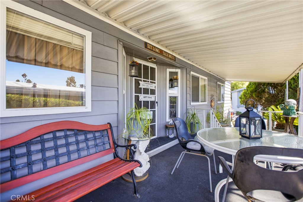 13114 Alpine Drive Poway, CA 92064 - Photo 4 of 28 Gallery Image 4
