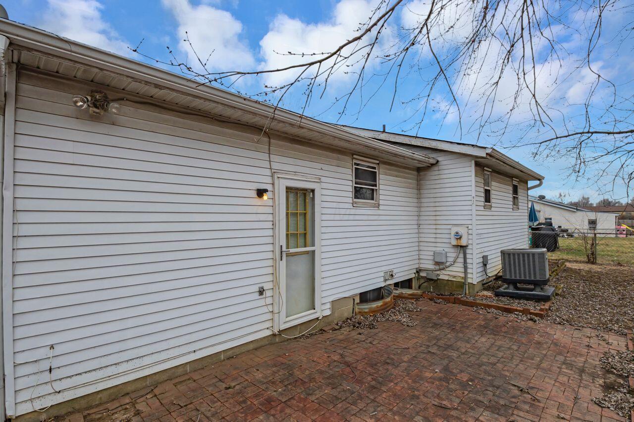 825 Eliots Oak Road Columbus, OH 43228 - Photo 28 of 29 REAR VIEW PATIO