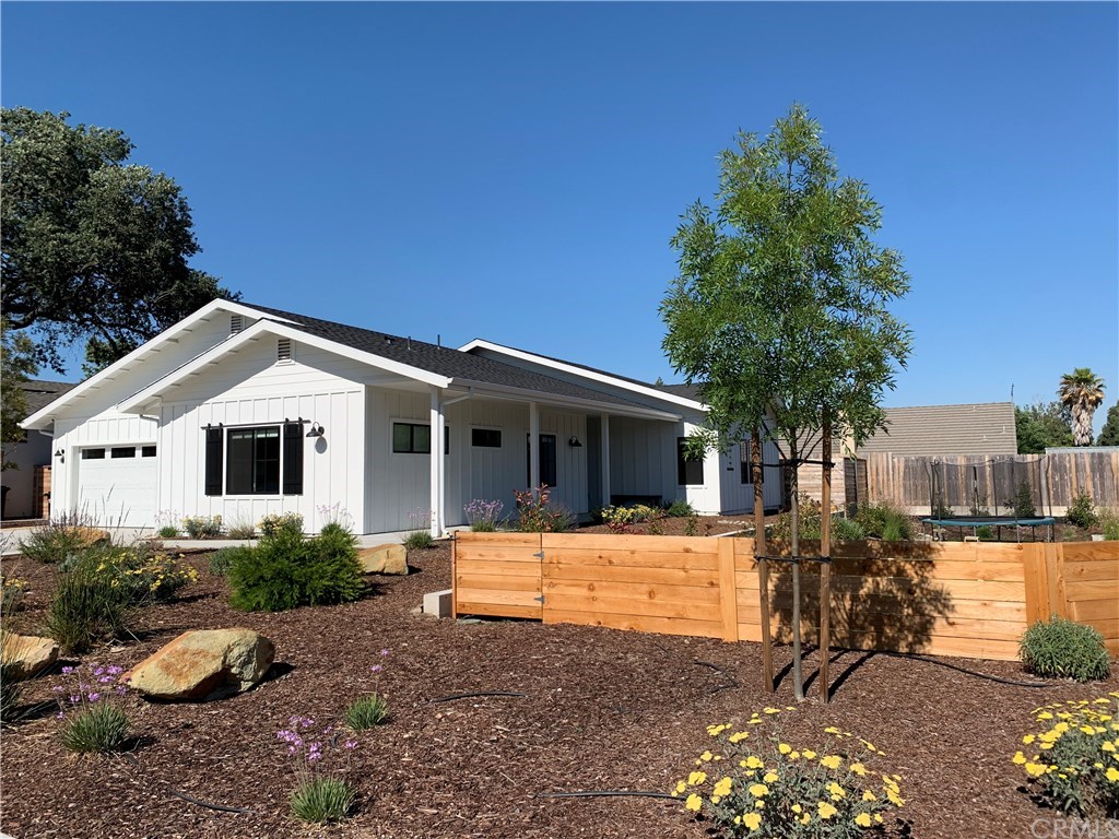 196 Rowan Way Templeton, CA 93465 - Photo 2 of 32 a house view with a garden space