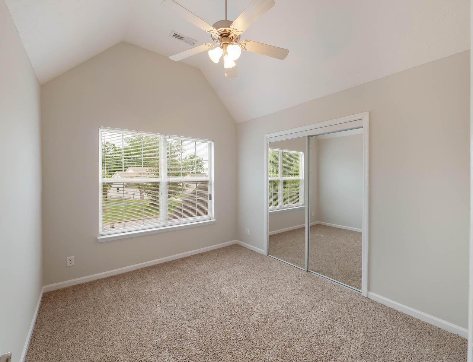 6214 Rim Ridge Court Harrison, TN 37341 - Photo 12 of 32 6214_RimRidgeCt-12